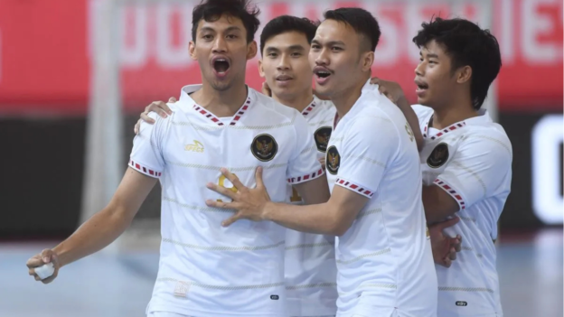 https://recortesdamoda.com